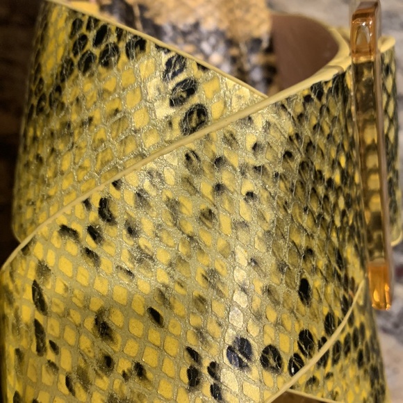 Donald Pliner Wedges - Picture 4 of 9